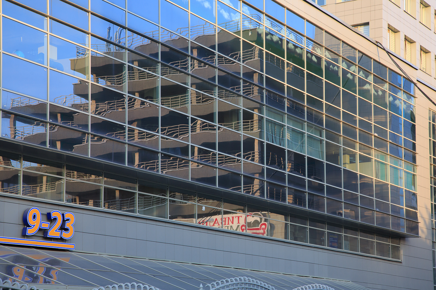 Проект торгового центра Тивали