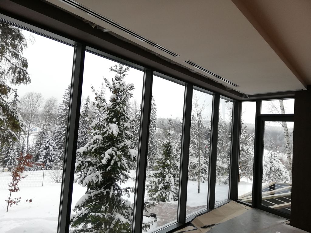 Готовый остекленный коттедж